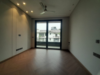 Builder Floor for Sale in Panchsheel Park, Delhi (500 Sq. Yards)