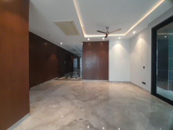 4 BHK Builder Floor for Sale in Panchsheel Park, Delhi (400 Sq. Yards)
