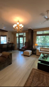 Builder Floor for Sale in Block E, Greater Kailash I, Delhi (500 Sq. Yards)