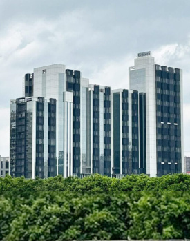 Office Space for Sale in Sector 132, Noida (550 Sq.ft.)