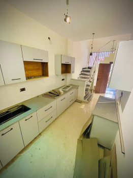 3 BHK Villa for Sale in Greater Noida (100 Sq. Yards)