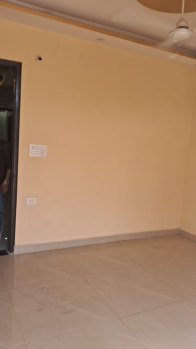 2 BHK Builder Floor for Sale in Sector 73, Noida (700 Sq.ft.)