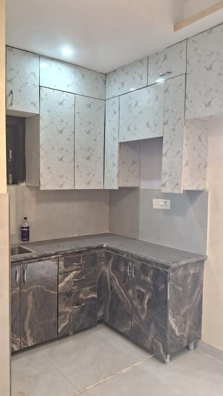 Builder Floor for Sale in Sector 73, Noida (1100 Sq.ft.)