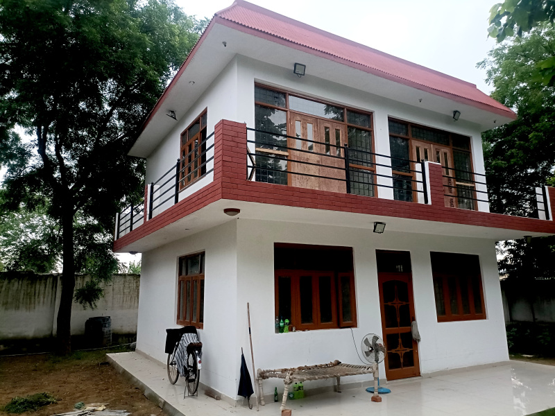 2 BHK Farm House For Sale In Mangar Village, Faridabad (300 Sq. Yards)