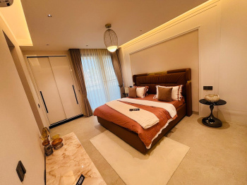 3 BHK Flats & Apartments for Sale in Patiala Road, Zirakpur (208 Sq. Yards)