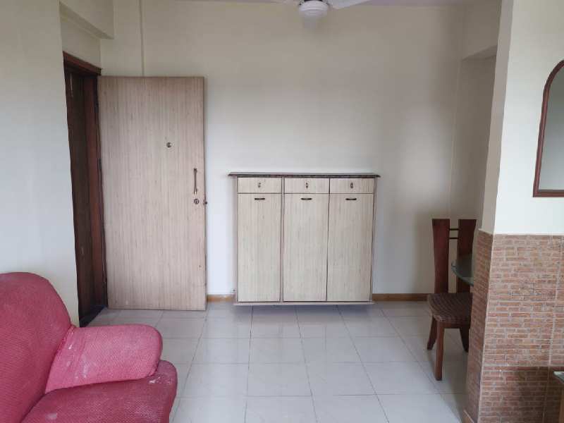 2 BHK Flats & Apartments for Rent in Andheri East, Mumbai (825 Sq.ft.)