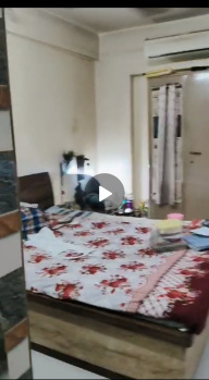 2 BHK Flats & Apartments for Sale in Goregaon Station, Mumbai (530 Sq.ft.)