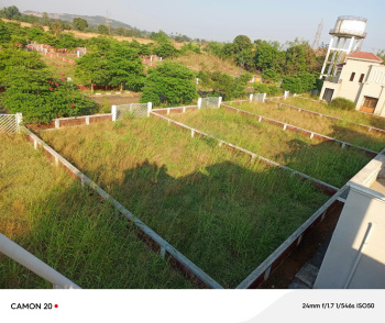 NA bungalow plot available in atgaon near by station