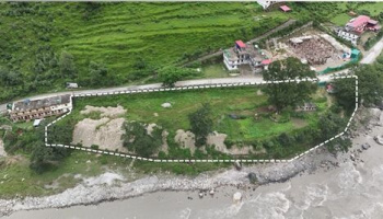 on NH highway road property best for hotel or resort