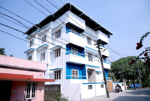 10+ BHK Flats & Apartments For Sale In Kakkanad, Kochi (10000 Sq.ft.)