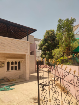 4.5 BHK Independent House for Sale in Motera, Ahmedabad (240 Sq. Yards)