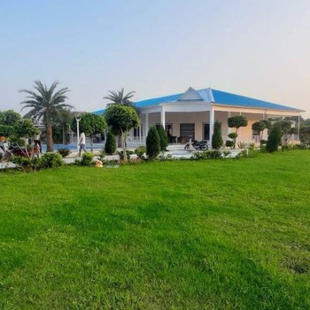 4 BHK Farm House for Sale in Sector 135, Noida (1008 Sq. Yards)