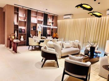 🌟 *Gulnaar Zenium* – Ultra-Luxury 4+1 BHK Residences  📍 Dayalpura, Adjoining I-Block, Aerocity (Punjab) | 82 ft wide road | RERA Approved  �