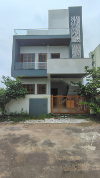 Villa for Sale in Sultanpur Road, Lucknow (2700 Sq.ft.)