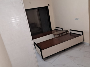 1 BHK Flats & Apartments for Rent in Malad East, Mumbai (525 Sq.ft.)