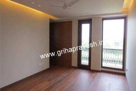 4 BHK Builder Floor for Sale in East of Kailash, South Delhi (2700 Sq.ft.)