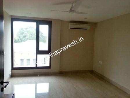 3 BHK Builder Floor for Sale in Defence Colony, South Delhi (2925 Sq.ft.)