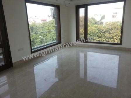 3 BHK Builder Floor for Rent in Sukhdev Vihar, South Delhi (400 Sq. Yards)