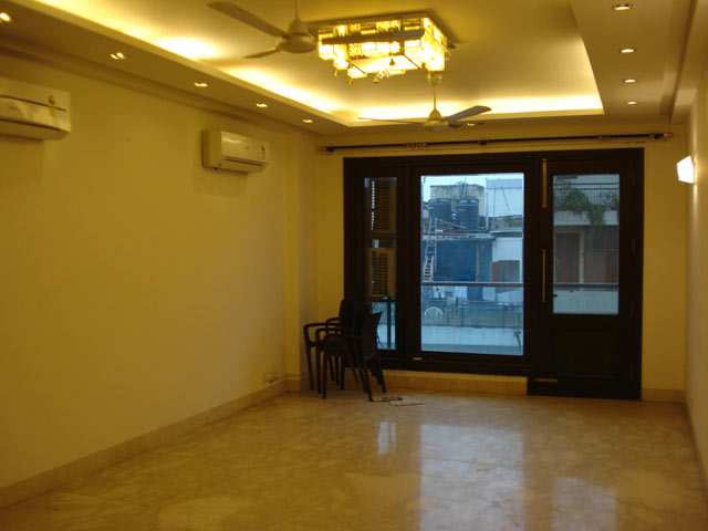 4 BHK Builder Floor for Sale in Greater Kailash, South Delhi (500 Sq. Yards)