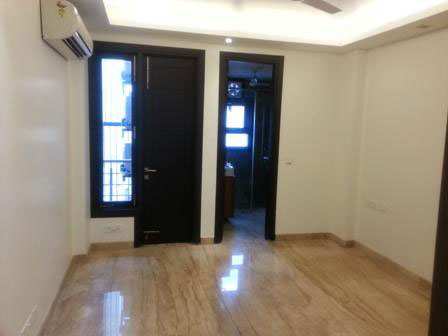 3 BHK Builder Floor for Sale in Anand Lok, Delhi (400 Sq. Yards)