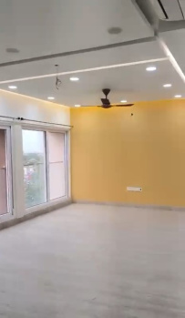 4bhk flat for rent at Mani Vista.