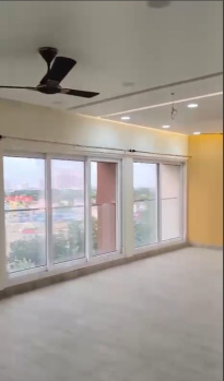 4bhk flat for rent at Mani Vista.