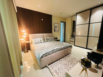 LUXUARY FLAT BANG ON AIRPORT ROAD