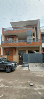 Independent 6 BHK Double Storey House in Swastik Vihar, Zirakpur