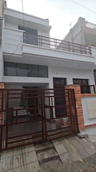 Spacious 105 Gaj Independent House in Shivalik Vihar, Zirakpur