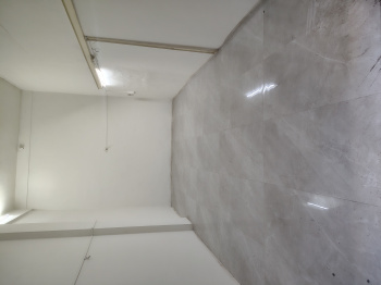 Commercial shop of 225 sq ft carpet area is available on Railway station road Nashik Road at 17000