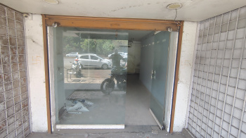 225 sq ft carpet shop for sale at Datta Mandir signal Nashik Road at only 90 lacs