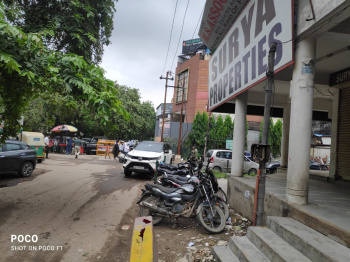 Commercial Shops for Sale in Kaushambi, Ghaziabad (300 Sq.ft.)