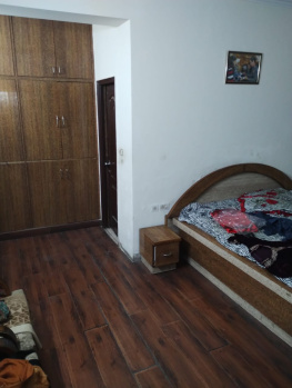 Flats & Apartments for Sale in Vaishali, Ghaziabad (1400 Sq.ft.)