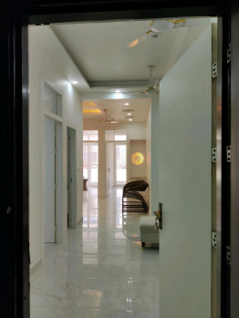 Flats & Apartments for Sale in Vaishali, Ghaziabad (1500 Sq.ft.)