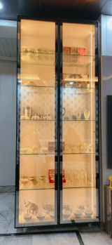 Flats & Apartments for Sale in Kaushambi, Ghaziabad (1300 Sq.ft.)