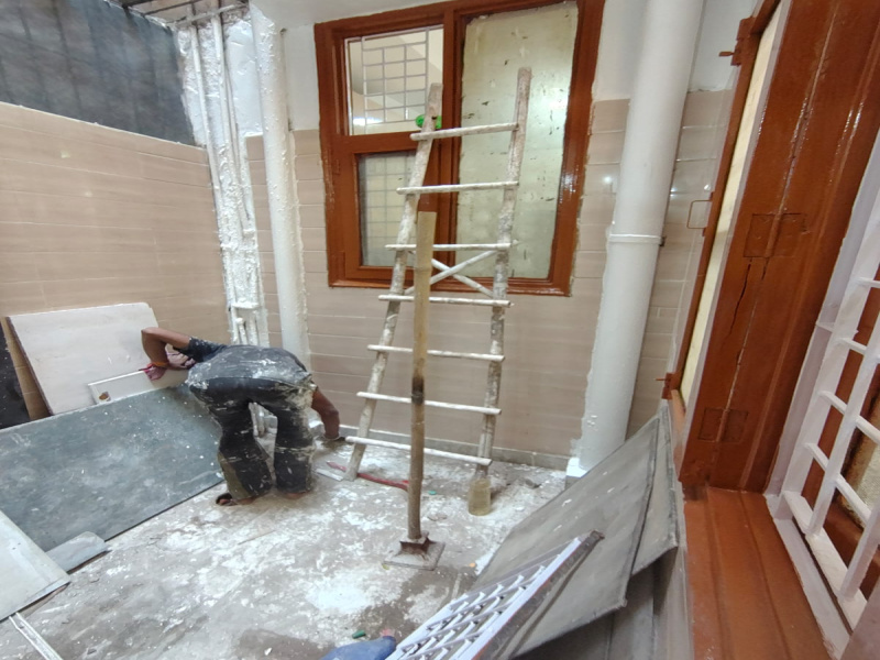 Flats & Apartments for Sale in Kaushambi, Ghaziabad (1450 Sq.ft.)