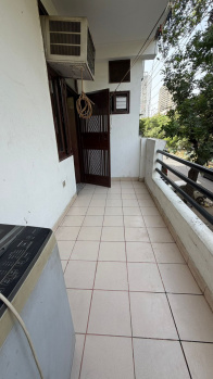 Flats & Apartments for Sale in Kaushambi, Ghaziabad (1200 Sq.ft.)