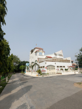 Independent House For Sale In Omicron 2, Greater Noida (250 Sq. Meter)