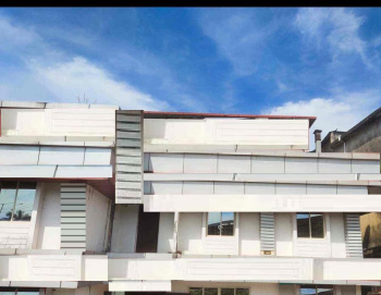 15room, 1operation theatre, 1 big room as general ward, 2 doctors office, reception area, plus 3bhk flat for doctors family or for staffs  Expected re