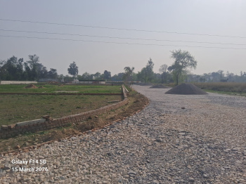 800 Sq Ft Plot for Sale on Lucknow Ayodhya Highway Barabanki Near City Law College