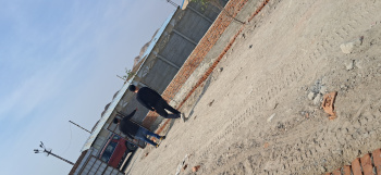 Gated colony ready to move project turant Makaan Banane Layak