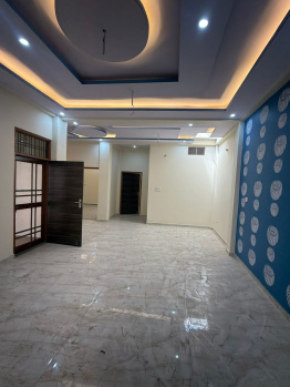 Ready To move house bahut prime location pr gomtinagar extension khargapur