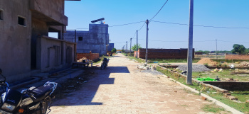 Dakhil kharij plot 30ft Interlocking road near Kishanpath ke pas