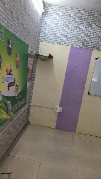 SHOP WITH WATER + PANTRY/ KITCHEN FOR SALE @ 65 LACS IN BHAYANDER EAST, THANE, MAH:-