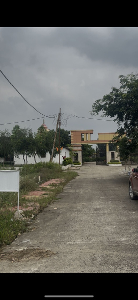 1000 Sqft. Plot For Sale Opposite TCS On Super Corridor