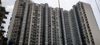 Flats & Apartments for Sale in Greater Noida West, Greater Noida (1160 Sq.ft.)