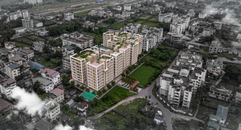 The 98 Jyoti Nagar housing society has 3 towers with 7 floors.