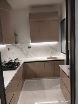 Flats & Apartments for Sale in Chembur Naka, Mumbai (747 Sq.ft.)