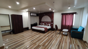 Hotel & Restaurant for Rent in Allahapur, Prayagraj (4500 Sq.ft.)
