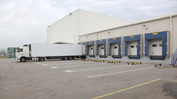 240000 Sq.ft. Warehouse/Godown for Rent in Talegaon MIDC Road, Pune, Pune